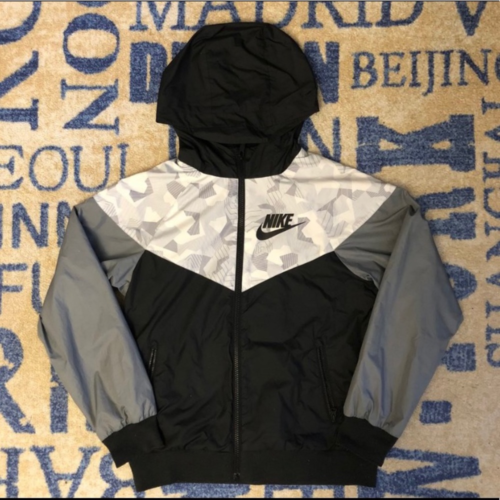 Nike Windbreaker